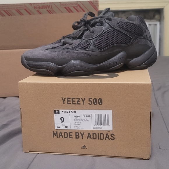 Yeezy 500 Utility Black ⚫ - Picture 2 of 7